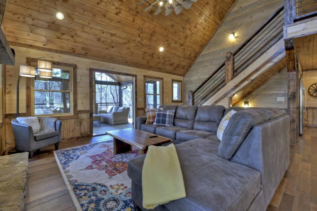 Rosewood Retreat - Hot Tub Fire Pit Pool Table Villa Blue Ridge Dış mekan fotoğraf