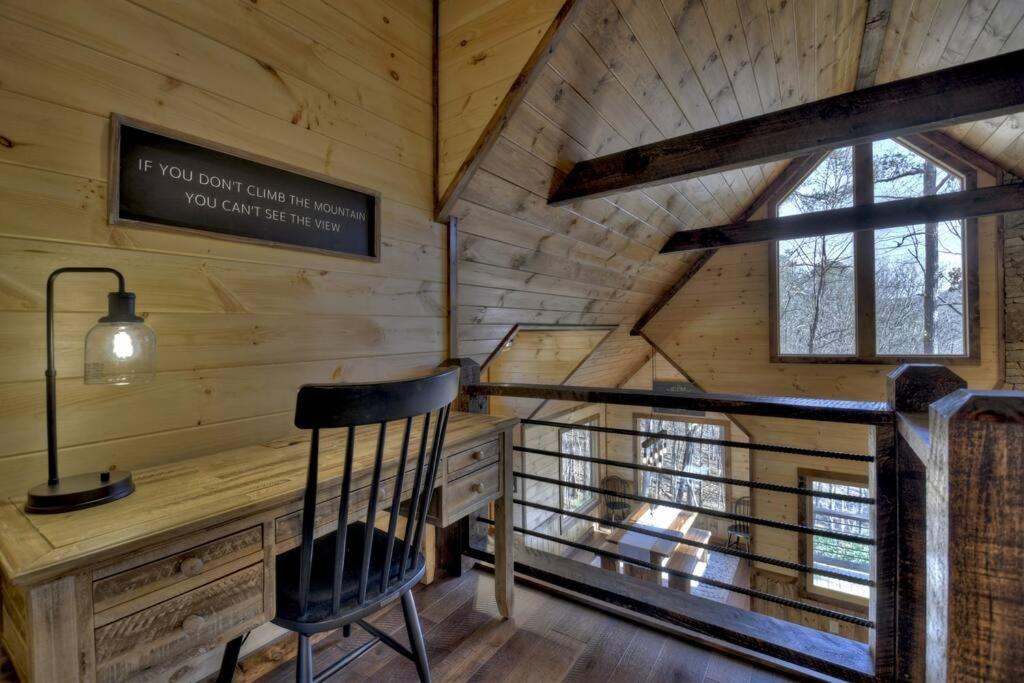Rosewood Retreat - Hot Tub Fire Pit Pool Table Villa Blue Ridge Dış mekan fotoğraf