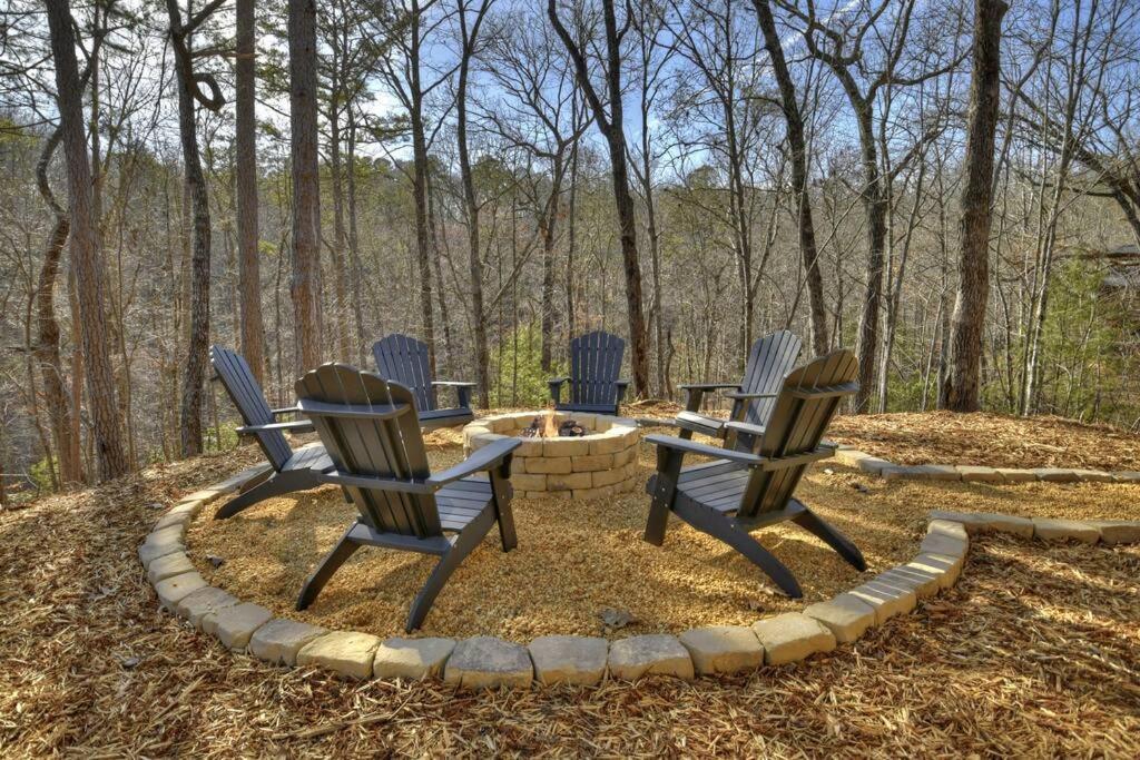 Rosewood Retreat - Hot Tub Fire Pit Pool Table Villa Blue Ridge Dış mekan fotoğraf